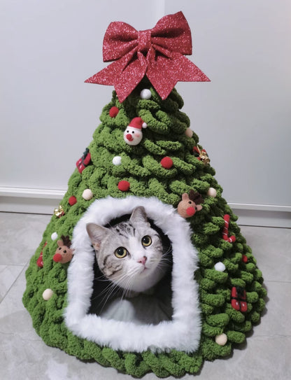 Christmas Handmade Felt Indoor Tent Style Enclosed Cat Nest